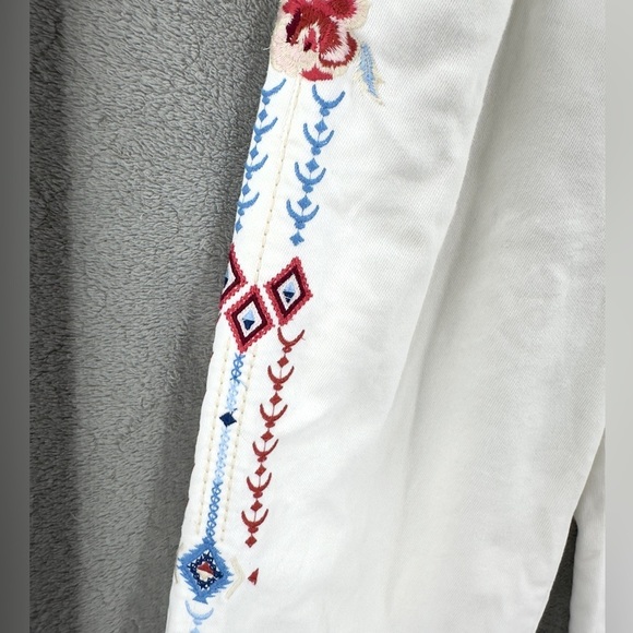 Driftwood Rivier Embroidered Joggers Womens XS Southwest Tribal Pants Jeans Boho - Picture 5 of 11